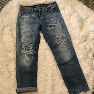 American Eagle super super stretch Tomgirl Jeans